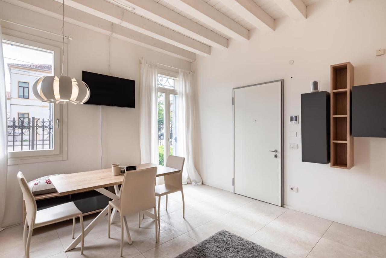 Corte Cappuccina 14 Elegant Apt Con Parcheggio! Padova Eksteriør bilde
