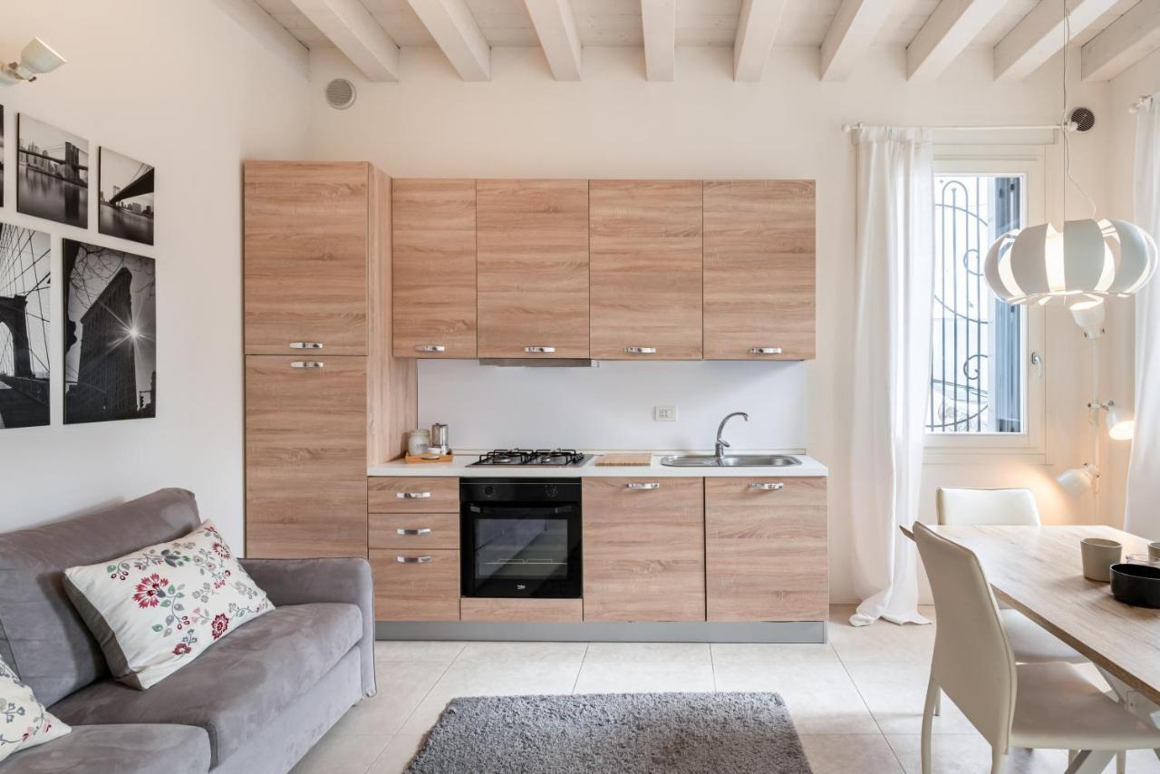 Corte Cappuccina 14 Elegant Apt Con Parcheggio! Padova Eksteriør bilde